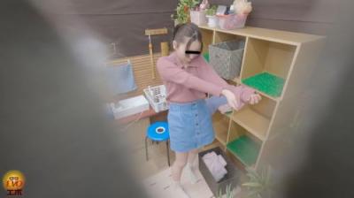 隠撮女子寮脱衣所トイレ 女子大生の全裸大胆うんこ2