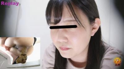 限界接近撮 眼前ふんばり女子 吐息の聴こえるトイレうんこ