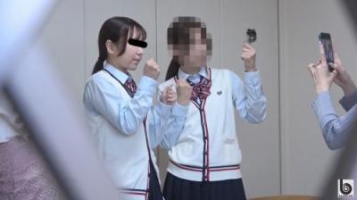 女教師×女子校生イキまくりオナニー対決